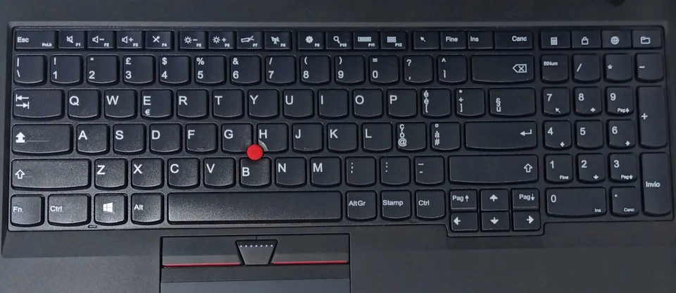 Lenovo THINKPAD L560 Notebook 15,6 " Refurbished CPU I5-6300U RAM 8GB SSD256GB - Image 2 of 4