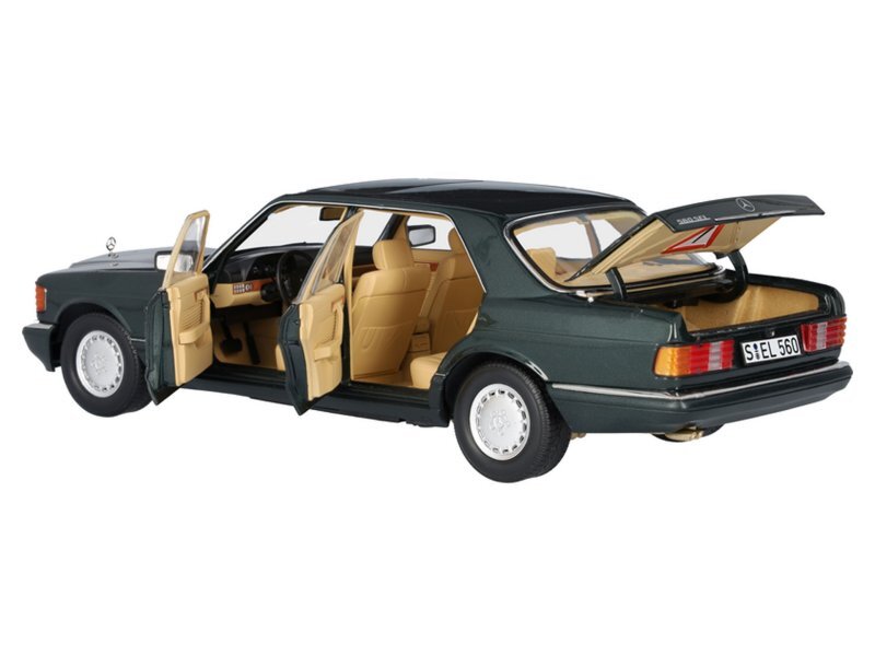 MB Mercedes Benz 560 SEL (V126) - spruce green - Norev / Dealer