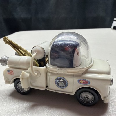 Disney Pixar Cars Autonaut Moon Mater Take Flight Mattel Die-Cast 1:55 Scale