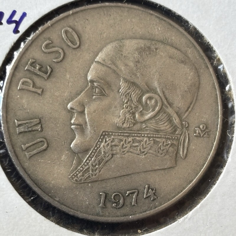 1974 Mexico Un 1 Peso Morelos KM# 460