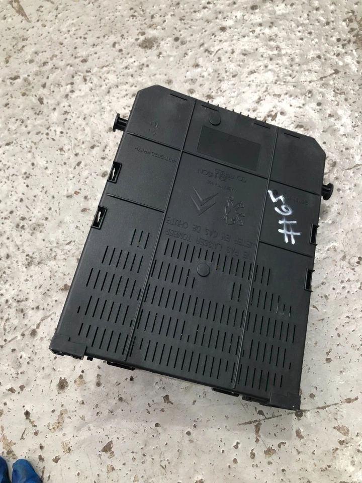 Módulo de control Peugeot Partner Tepee BSI BCM 9678476880 diésel 2015 MPV s65 Foto 4 de 4