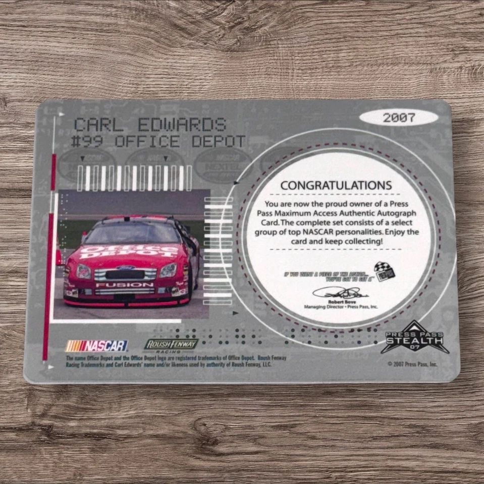 Carl Edwards PACK PULLED NASCAR HOFer signed card 2007 PRESS PASS STEALTH #25/25 - Image 2 of 2