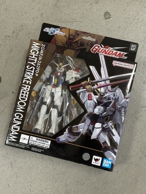 BAS69339: Bandai Gundam Universe GMF/A-262PD-P Mighty Strike Freedom Gundam