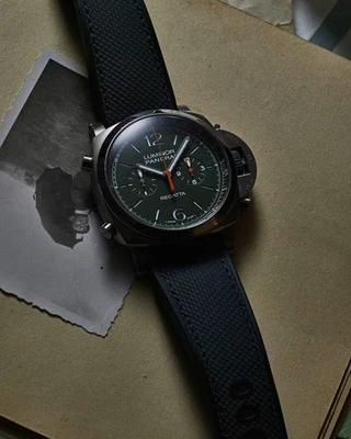 Panerai Luminor Regatta Chronograph Flyback PAM00956 Titan 2019 Box & Papiere - Bild 1 von 4