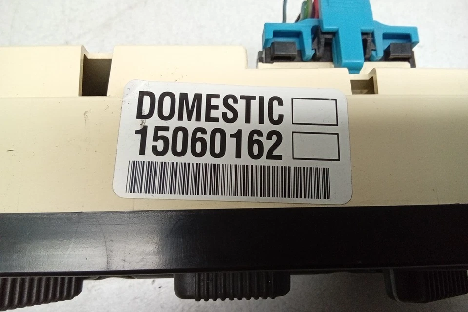 02 2002 Chevrolet Suburban Climate AC Heater Control Unit OEM - Image 2 of 4