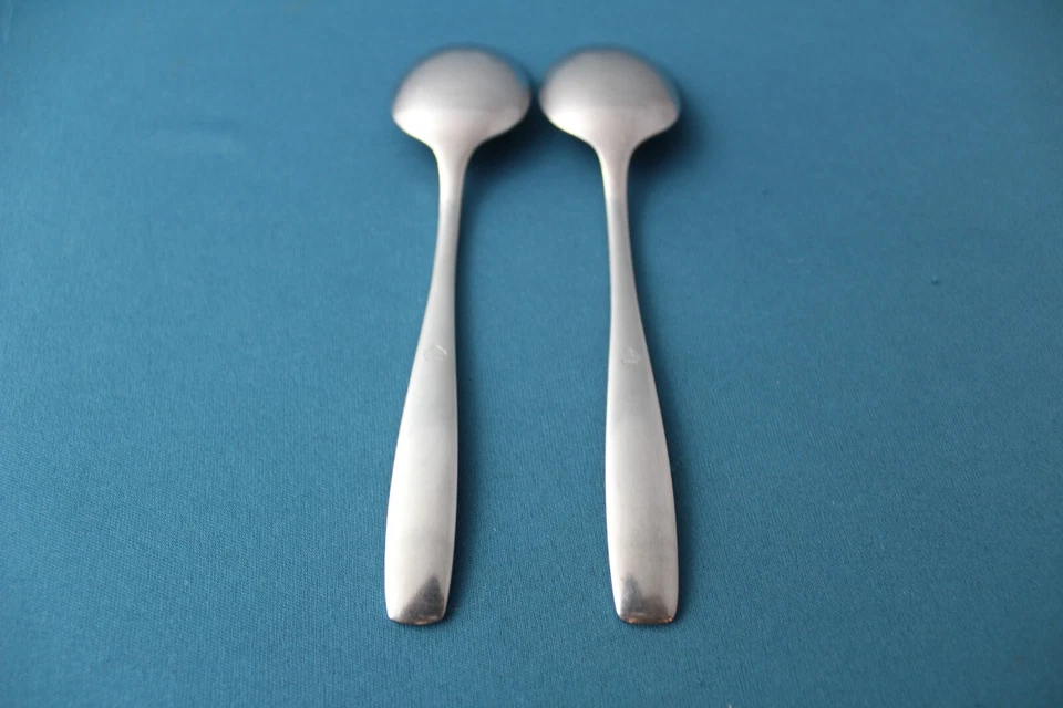 2 cucharaditas WMF LINE acero inoxidable Alemania triángulo marca 6 1/4" Foto 4 de 4