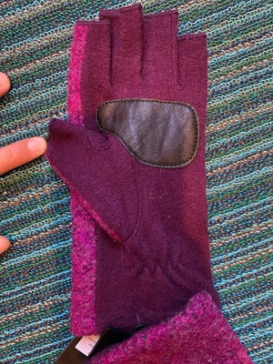echo fingerless gloves