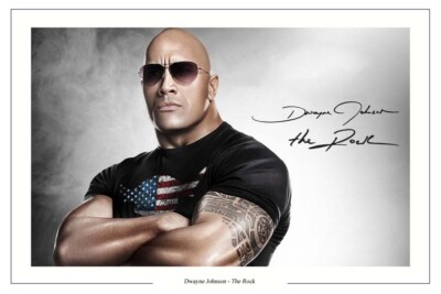 The Rock サイン入り DWAYNE JOHNSON SIGNED AUTOGRAPH PHOTO PRINT THE ROCK WWE FAST AND