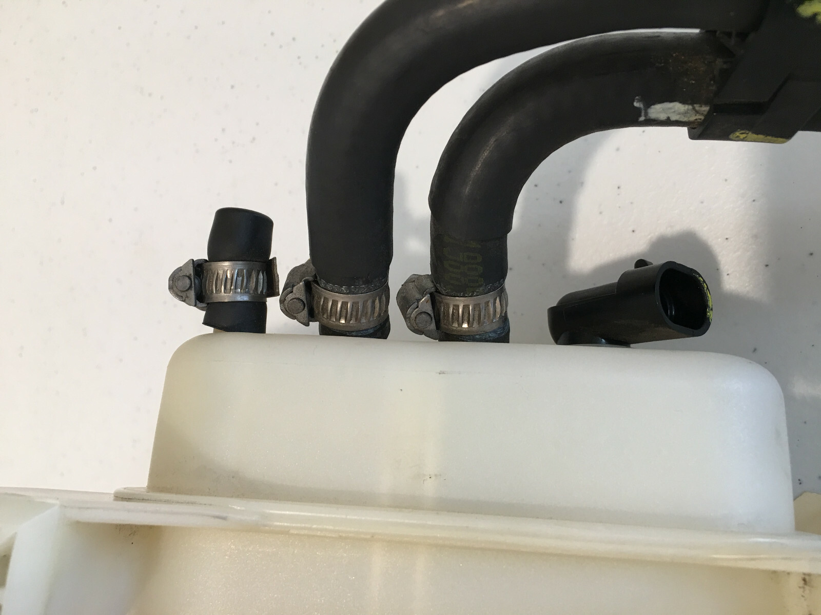 07 Maserati Quattroporte M139 4.2L BRAKE FLUID RESERVOIR TANK  