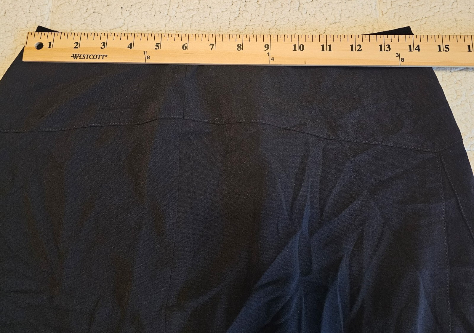 Dramatic Expressions Size 8 Petite Simple Black A… - image 4