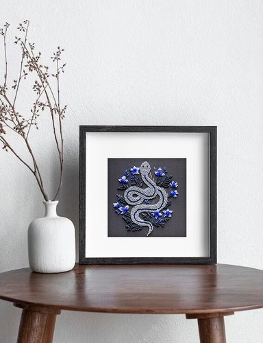 Hágalo usted mismo Kit de bordado de cuentas "Silver Serpentine" 5.9"x5.9" / 15.0x15.0 cm, Abris Art - Imagen 2 de 7