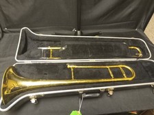 Holton TR-602 Slide Trombone serial 950961