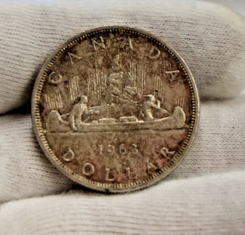 1963 Canada Silver Dollar $1 .800 Unc (Toned)