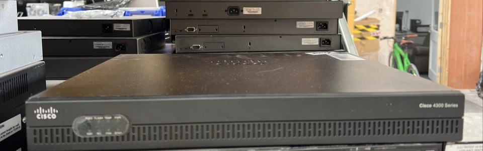 Cisco ISR4321 K9 V02 4300 Series ISR4321 Integrated Services Router - Image 3 of 4