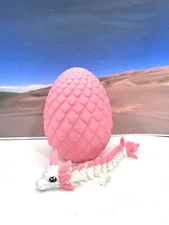 3D Printed Baby Dragon in Egg, Articulated White Axolotl Baby Dragon, Fidget Toy