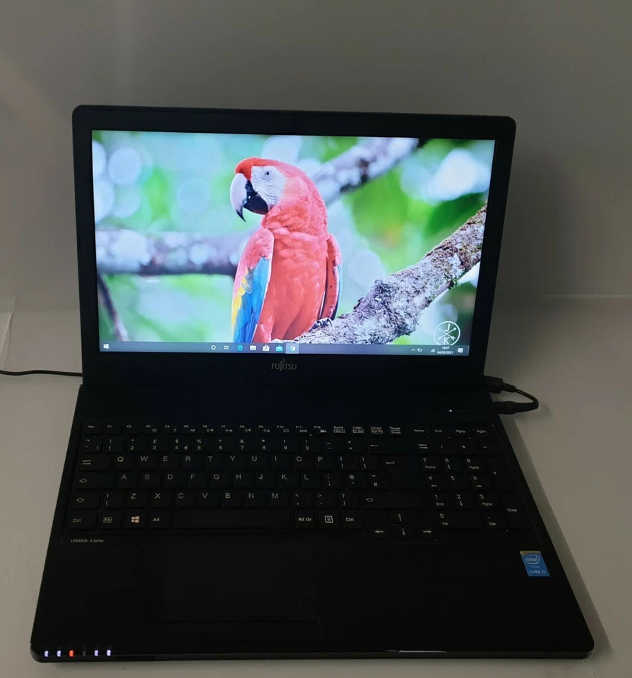 Fast Laptop Fujistu Intel Core i5-5th Gen,120GB SSD 4GB RAM WiFi Zoom Windows 11 - Image 2 of 4