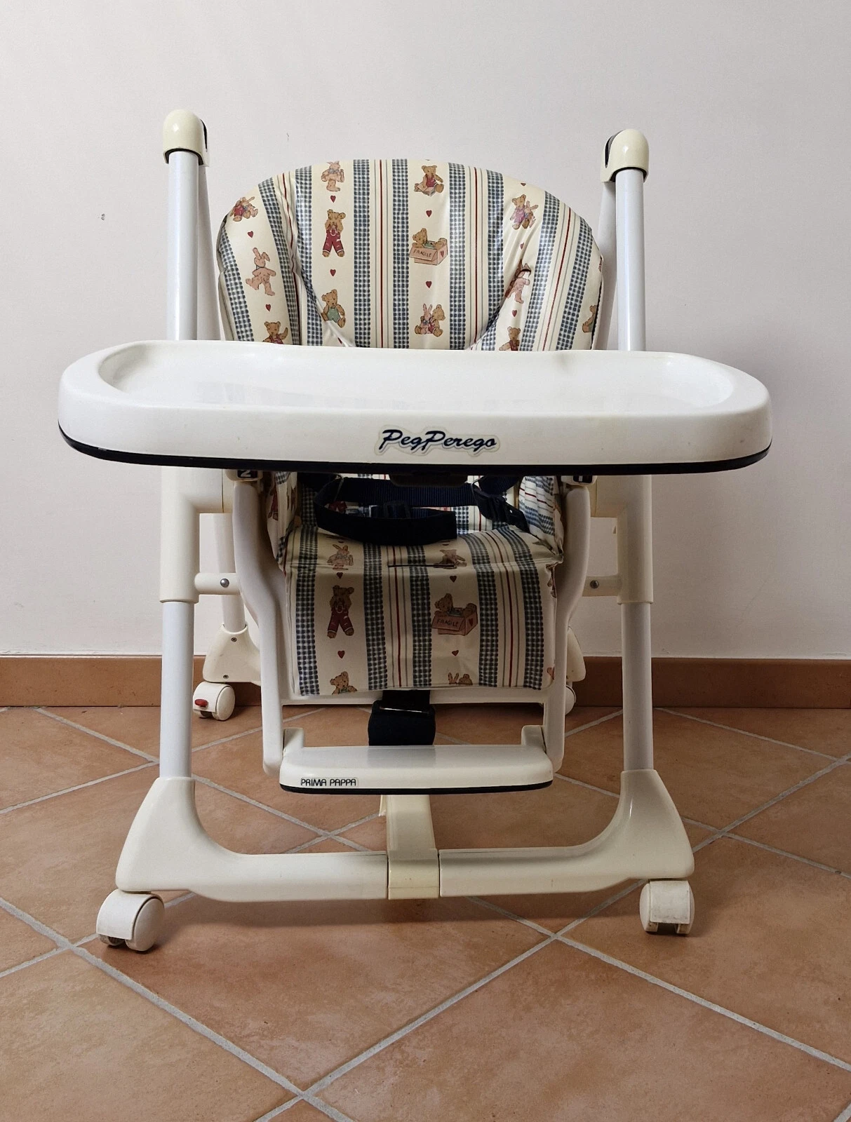 FIRST BABY HIGH CHAIR PEG PEREGO MYTHICAL COLOSSAL STOCK OFFER