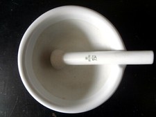 M&ouml;rser Porzellan | HTC 181/125  DIN, Reibeschale | Labor | Apotheke