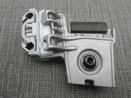 2000-2008 PEUGEOT FRONT NSF SIDE WINDOW REGULATOR REPAIR CLIPS/SLIDER - Picture 4 of 4