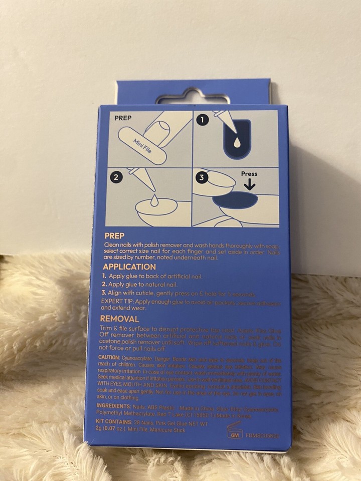 Pink Glitter!! KISS Gel Fantasy Dream Dust, Glue On Nails New In