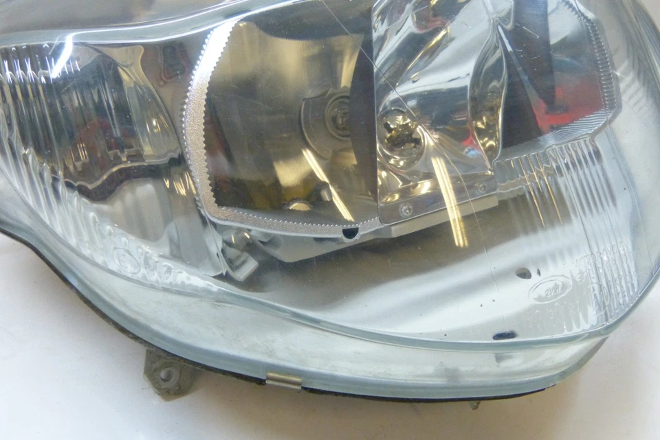 Faro BMW R1150 RT 2003 Foto 3 de 4