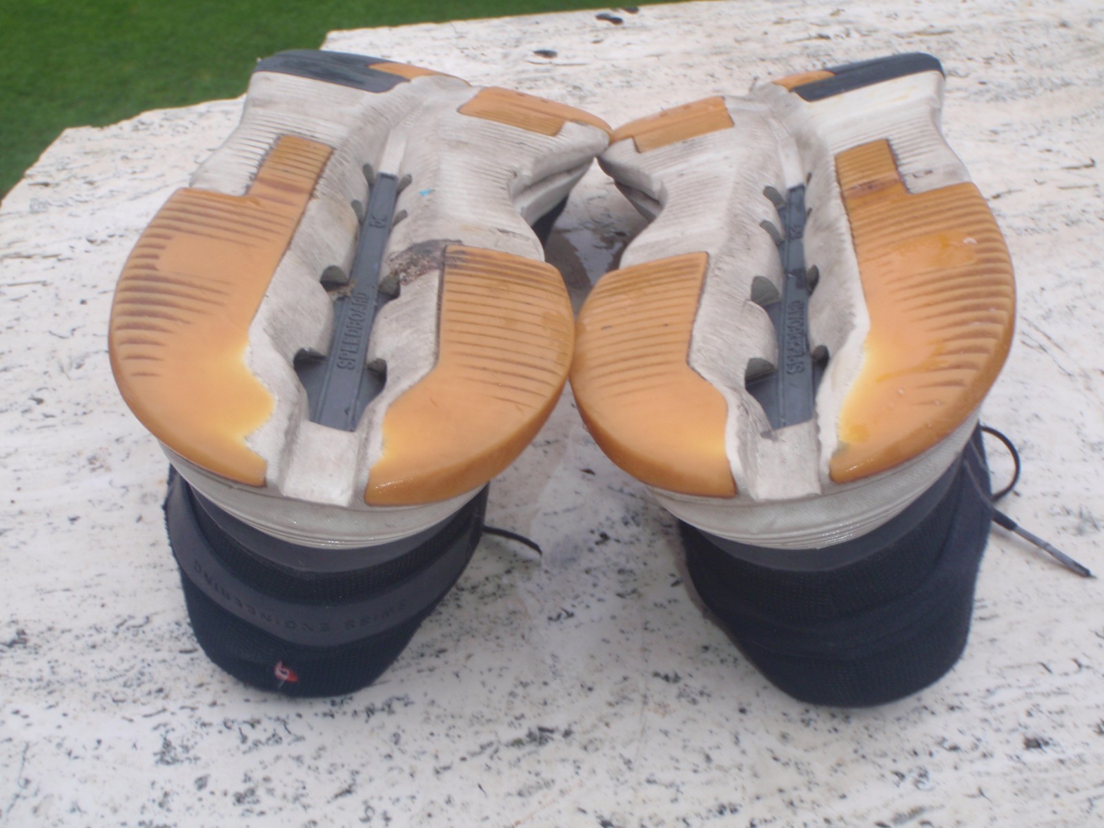 ON Cloud  CLOUDNOVA FORM 2 Cloudtec Men 13 EU 48 … - image 12