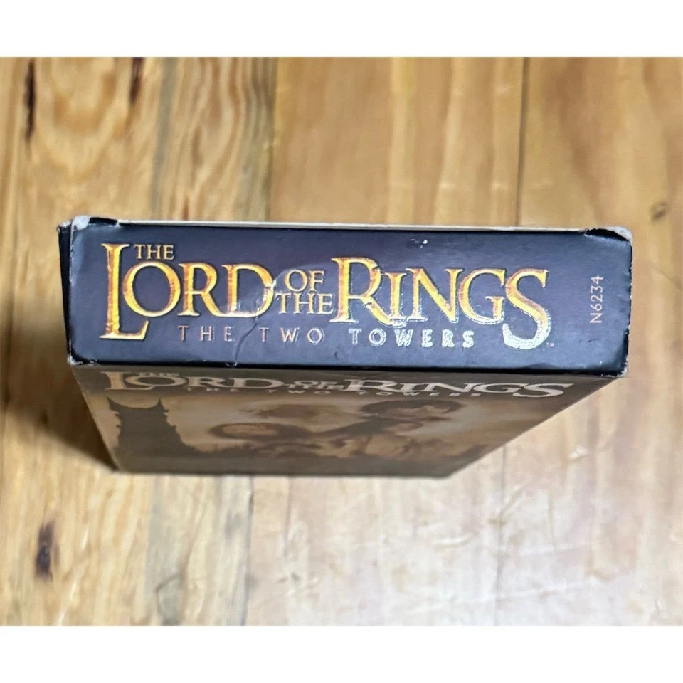 The Lord of the Rings: The Two Towers VHS 2002 Widescreen NTSC PG-13 - Image 3 of 4