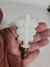 Vintage Aladdin Alacite Opalescent Glass Bouquet  / Scroll Lamp Finial