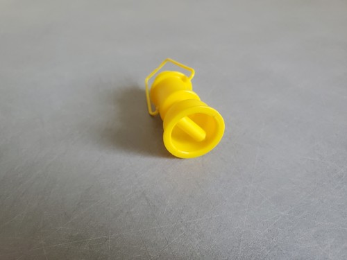 Lanterne Jaune 7cm Accessoire camping ou maison - Action Joe, Big Jim, Barbie ? - Picture 6 of 8