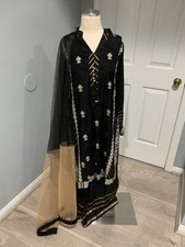 Pakistani Indian Outfit