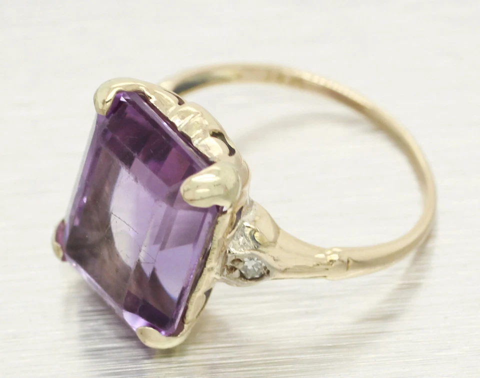 Anillo de cóctel vintage pequeño de amatista de 3,5 quilates y diamantes de 0,04 quilates - oro amarillo de 14 k Foto 2 de 4