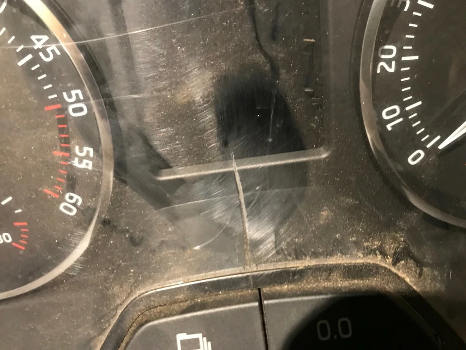 GENUINO 11-16 SKODA RAPID 1.6 CAYC CUADRO DE INSTRUMENTOS RELOJ SPEEDO 5JA920940C Foto 2 de 3