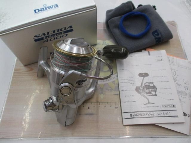 Daiwa SALTIGA Blast 4000 Spinning Reel Big-game Used with Daiwa SALTIGA Blast 4000 Spinning Reel Big-game Used with