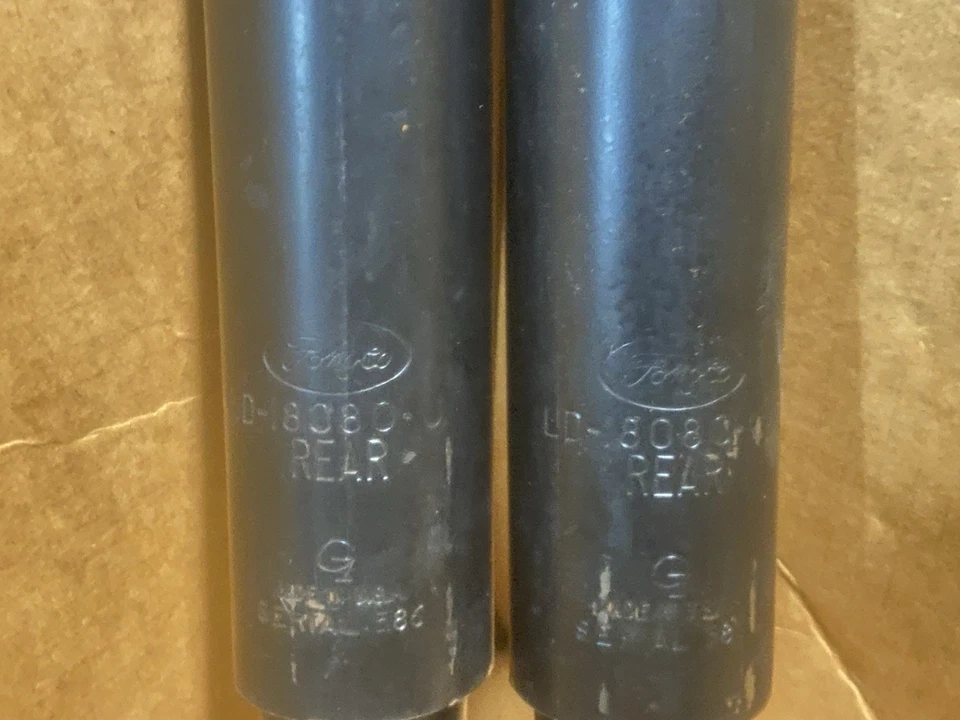 Juego de amortiguadores traseros Ford LD-18080-J -- 1956 1957 Lincoln Capri y Premiere -- Nuevo de Lote Antiguo OEM Foto 3 de 4