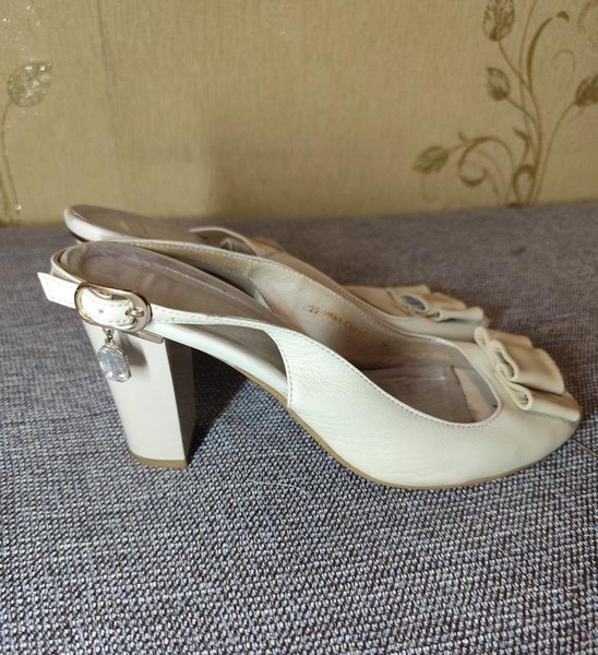 Women & Other Stories Heels White Leather 39