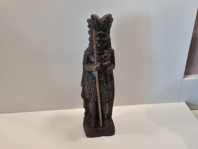 VINTAGE HANDGESCHNITZTE AFRIKANISCHE STAMMESFIGUR / STATUE AUS DUNKLEM HOLZ EXTREM SELTEN 