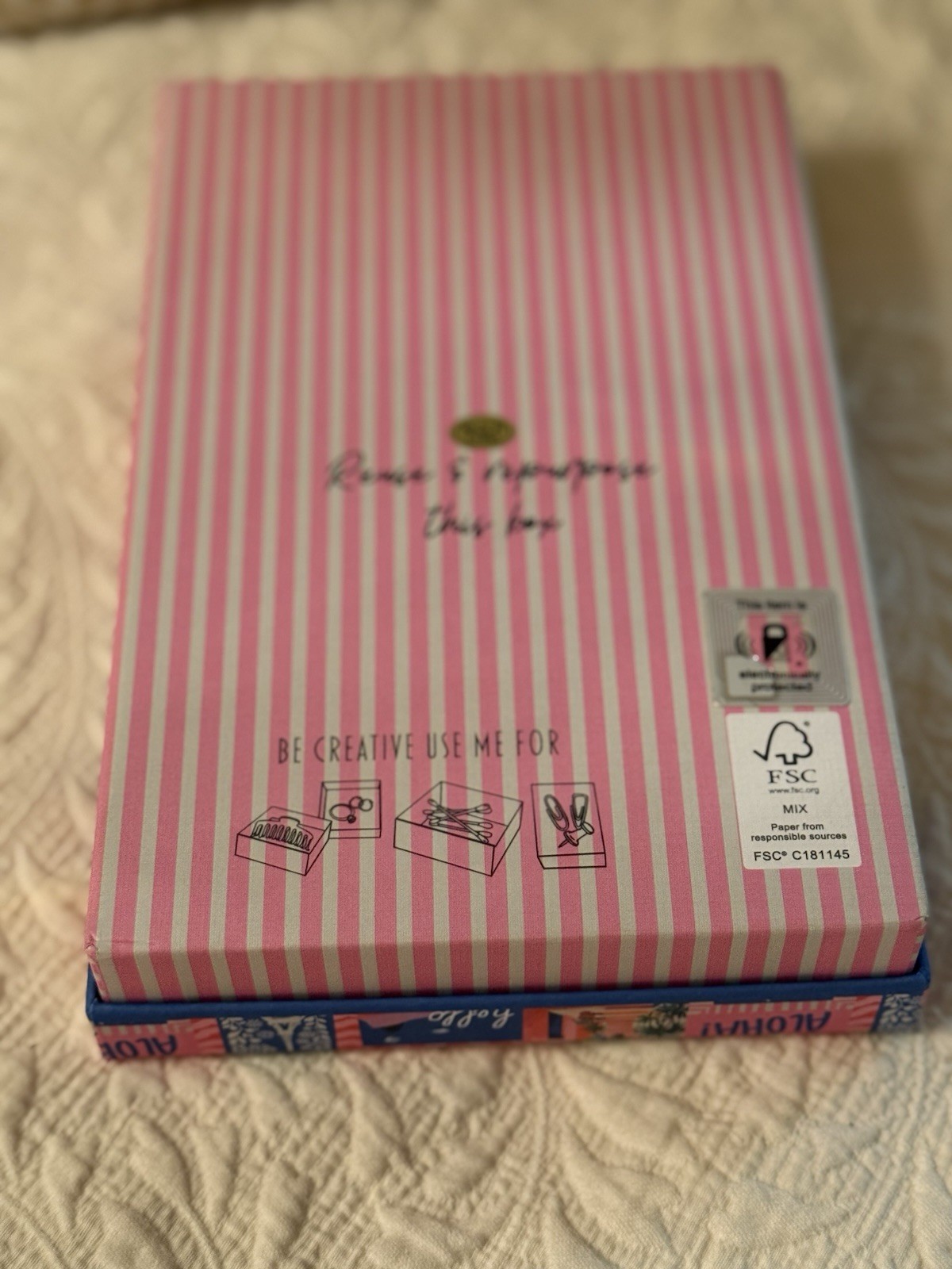 house of Harlow 1960 16”+3”necklace Natural shell gold tone lead safe Nickelfree