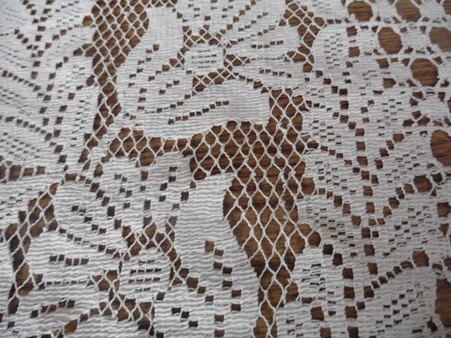 VINTAGE LOT DE RIDEAUX ECRU GRILLE FLEURS ECRU 50 X 190 CM X4 - Photo 2/4