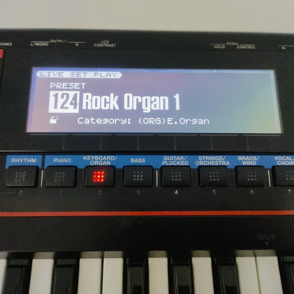 Roland JUNO GI Keyboard Mobile Synthesizer A5C8806 With AC Adapter Working - Image 2 of 4