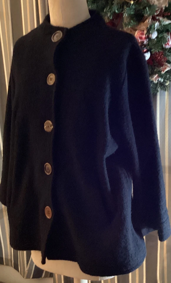 Ruby Road Women’s Wool Black Cape Style Coat Size Medium Excellent Condition - Image 3 of 4