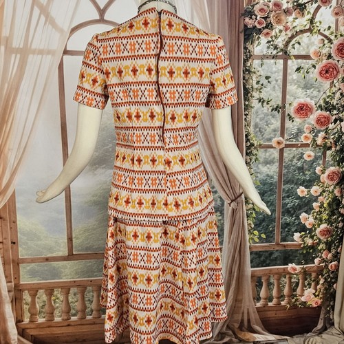 Vintage 1960's 70's Skirt Blouse Set V Neck Short Sleeve Orange Yellow Polyester - Picture 11 of 15