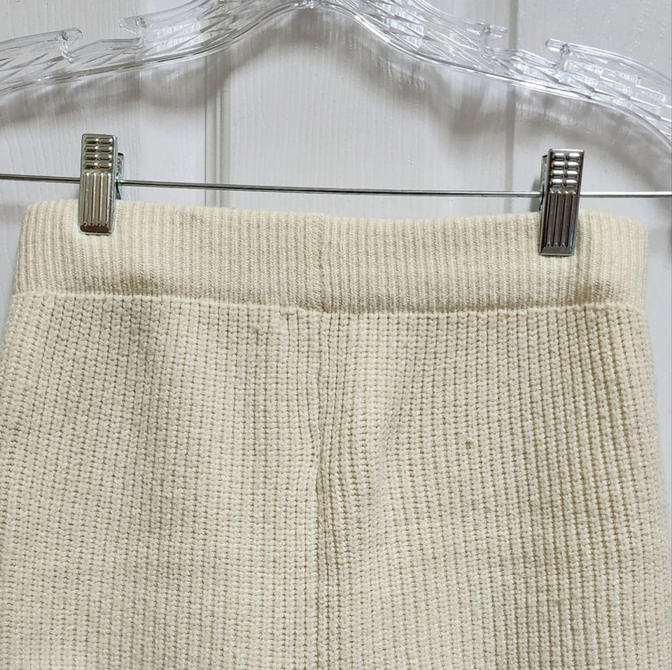 Moda Pantalones Cortos Nova Para Mujer Talla M Crema Acanalado Tejido Deshilachado Masticado Grunge Pull On Foto 3 de 4