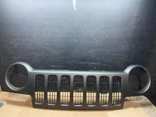 2002 2003 2004 Jeep Liberty Grill Grille Plastic V2686 Dg