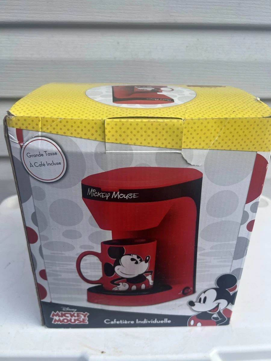 Cafetera de una sola porción Disney Mickey Mouse con taza, 12 oz, roja/negra
