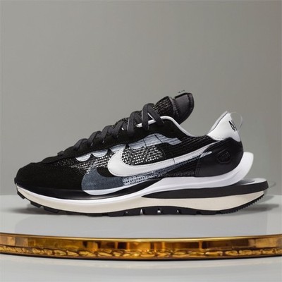 Size 11 - Nike sacai x VaporWaffle Black White for sale