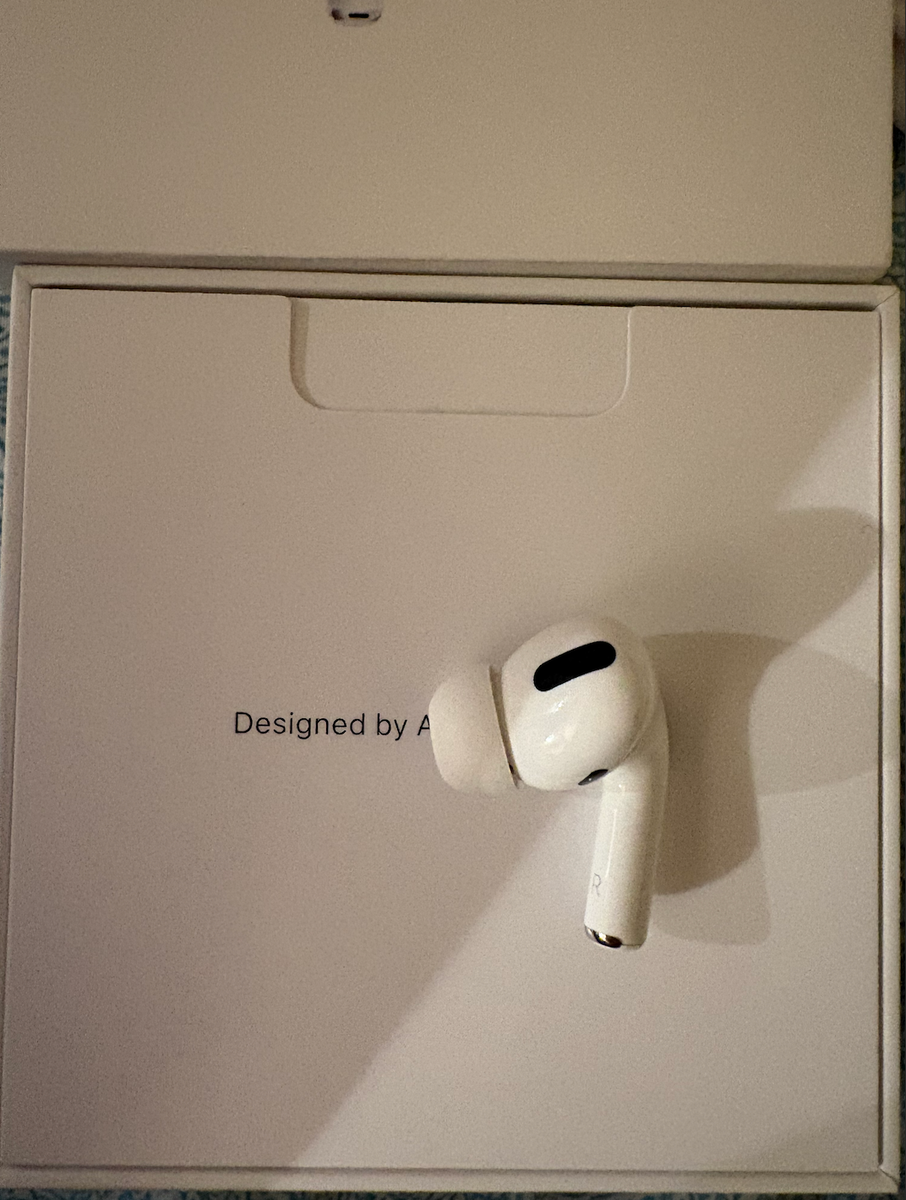 Apple Airpods Pro 1st Generation A2083 Earbud White Built-in Mic