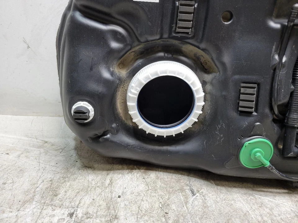 2019 2020 2021 2022 2023 2024 SUBARU FORESTER GAS TANK FUEL TANK OEM 42012FL031 - Image 4 of 4