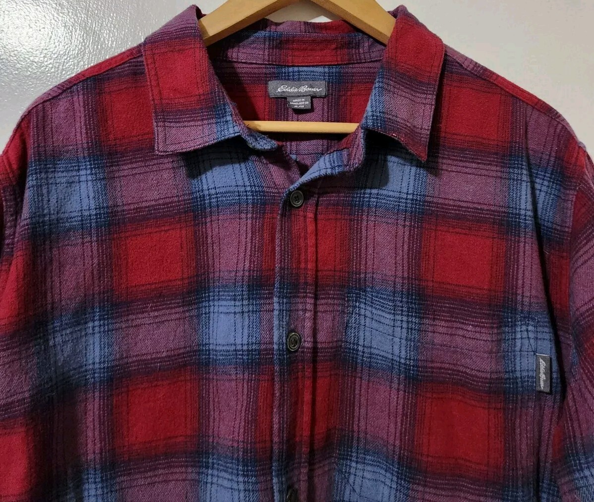 Eddie Bauer Shirt Mens XL Blue Red Plaid Midweight Long Sleeve Flannel Hiking