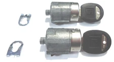 NEW GM FACTORY ORIGINAL DOOR LOCK CYLINDER LOCK SET WITH 2 KEYS FIT MANY MODEL