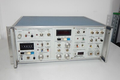 Messgerät AXON INSTRUMENTS AXOPATCH-1D Patch Clamp